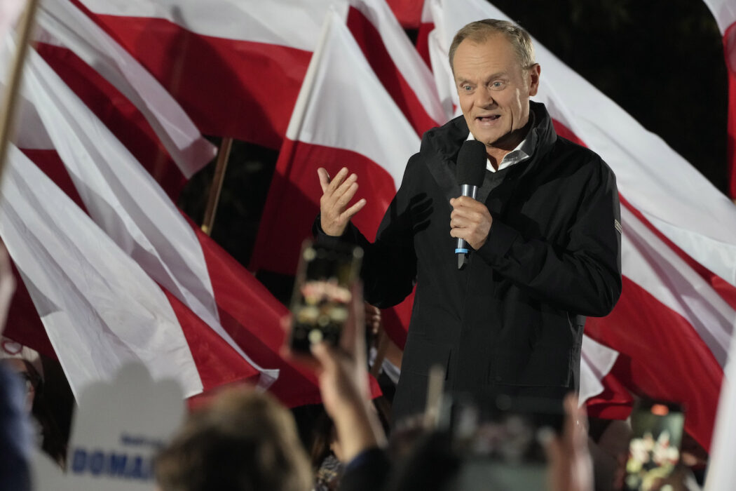 Den största oppositionsgruppen, mittenorienterade Medborgarkoalitionen, leds av den tidigare premiärministern och EU-toppen Donald Tusk.