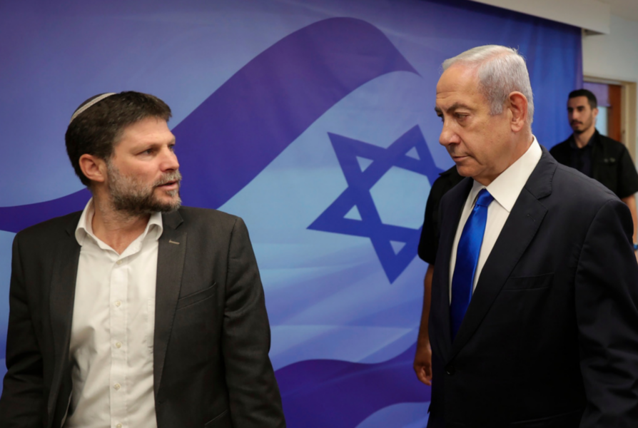 Israels finansminister Bezalel Smotrich och landets premiärminister Benjamin Netanyahu.