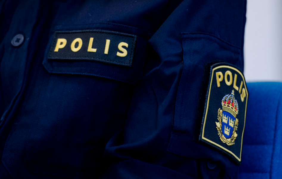 Svea hovrätt dömer en polis i Nyköping för urkundsförfalskning och tjänstefel.