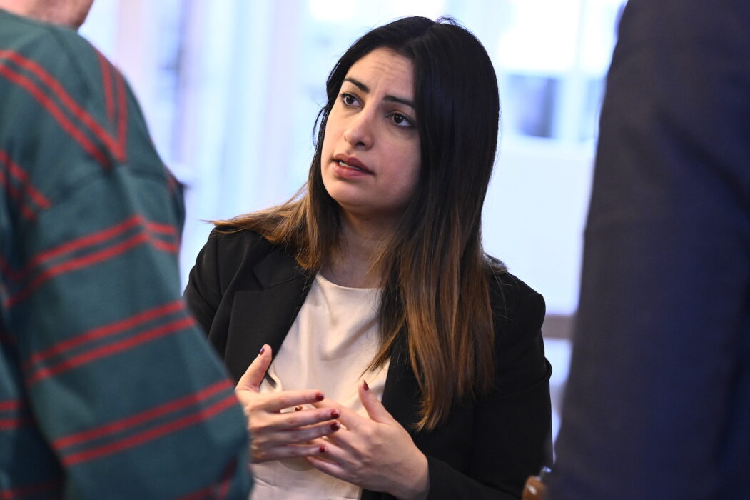 Nooshi Dadgostar är partiledare för Vänsterpartiet.