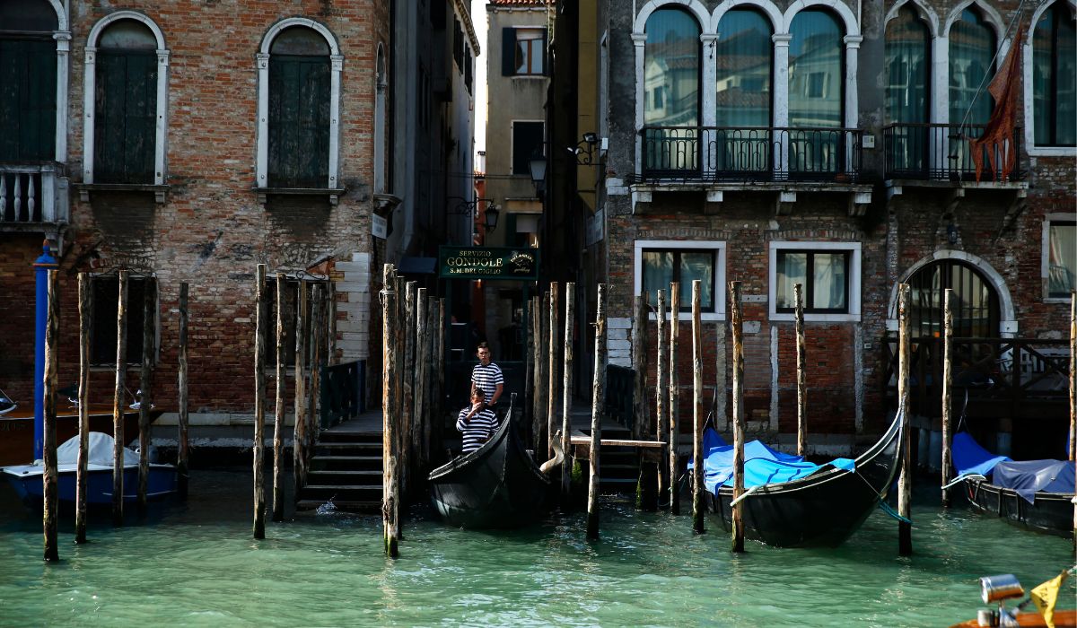 Turistgrupper större än 25 personer förbjuds i Venedig.