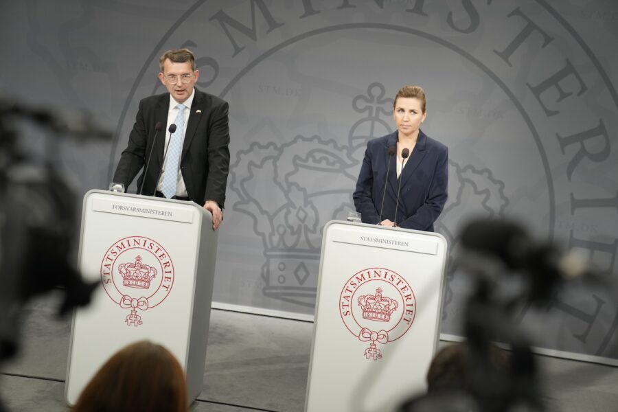 Danmarks försvarsminister Troels Lund Poulsen och statsminister Mette Frederiksen berättar om landets nya försvarsavtal med USA.