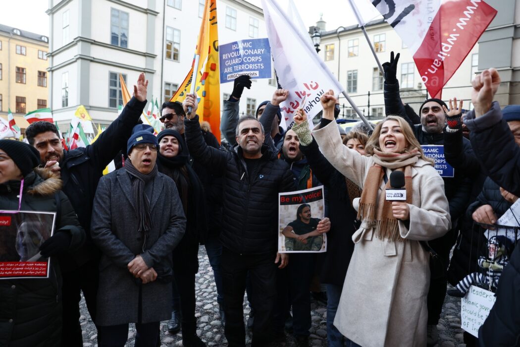 Demonstranter jublade över domen.