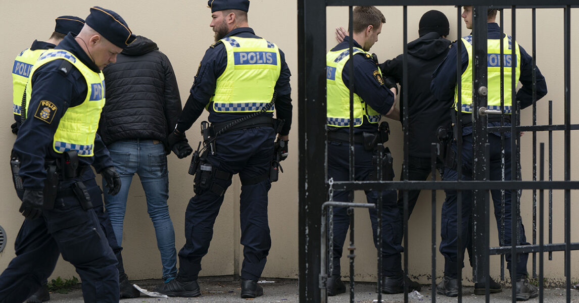 Demonstranter visiteras i Malmö 1 maj 2019.