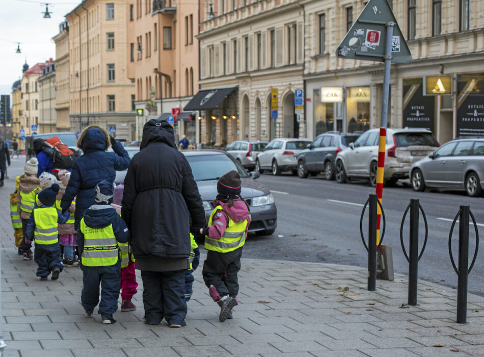 Flera av Kommunals medlemmar med utländsk bakgrund råkar oftare ut för att hamna i visstidsanställningar visar en ny rapport.