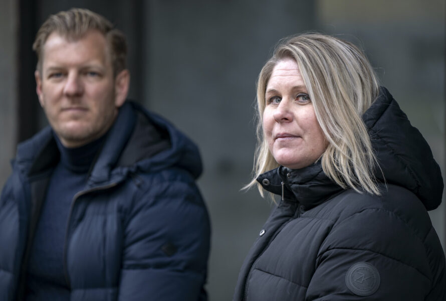 Jonas Lander, polis, och Ulrika Lindh, projektledare, arbetar med projektet Trygg relation- fri från våld i Malmö.