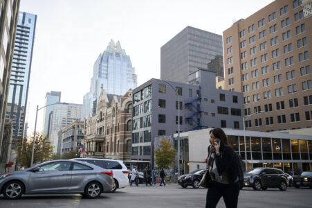 Basinkomst har undersökts i Austin, Texas.