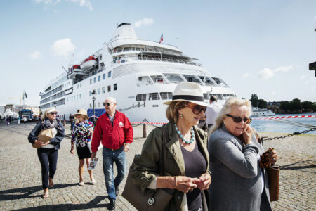 Förmögna som åker lyxfartyg