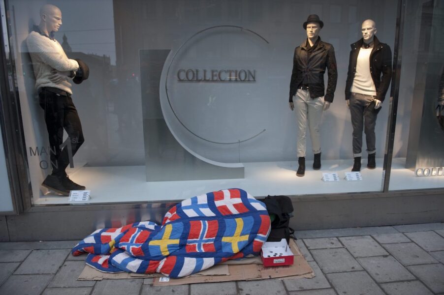Många personer som är hemlösa bor i de tre storstäderna Stockholm, Göteborg och Malmö.