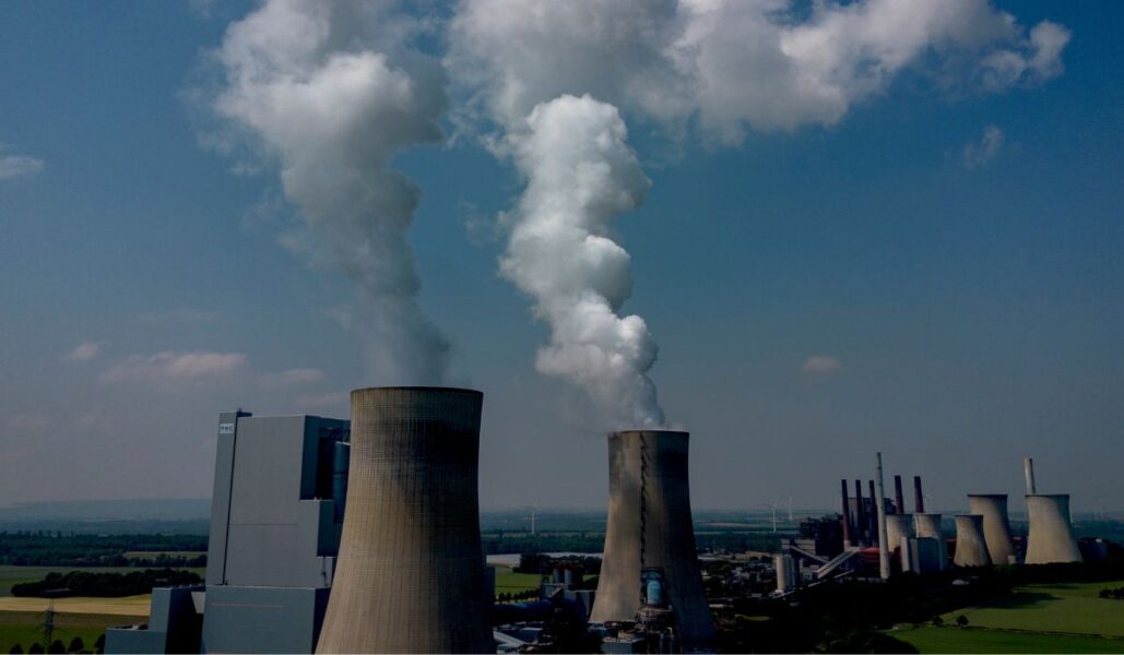 Tyskland stänger sju kolkraftverk.