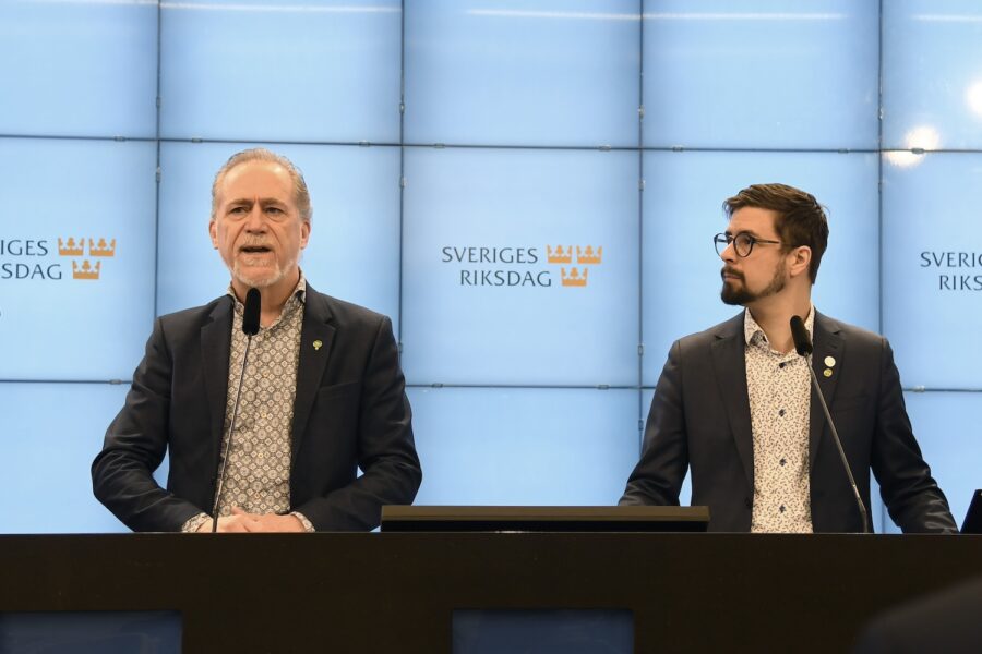 Miljöpartiets språkrör Daniel Helldén och riksdagsledamoten Linus Lakso.