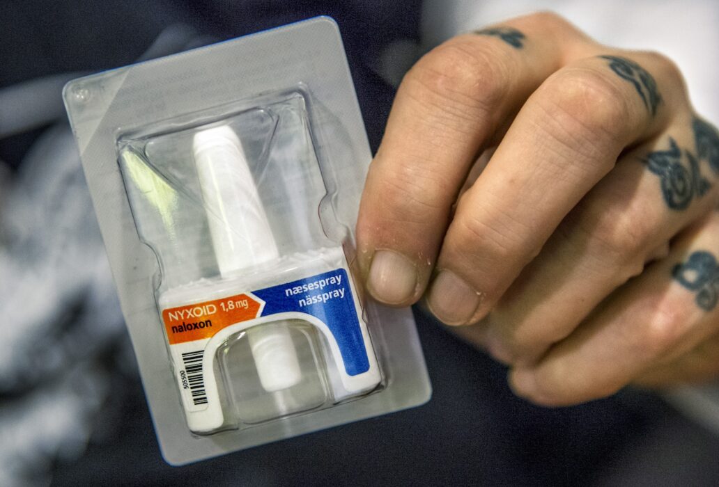 Naloxon kan häva dödliga överdoser hos narkotikamissbrukare.