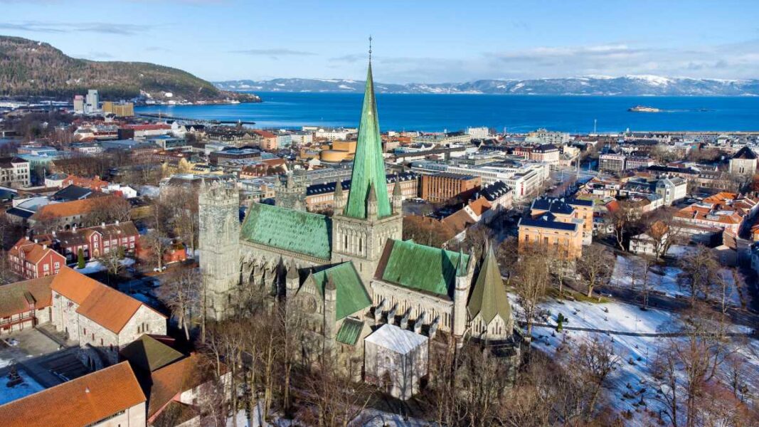 Unga vuxna i Trondheim kan komma att få en sorts medborgarlön om planerna genomförs.