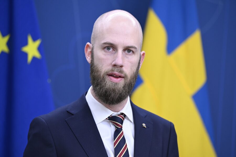 Carl-Oskar Bohlin (M), minister för civilt försvar, har KU-anmälts.
