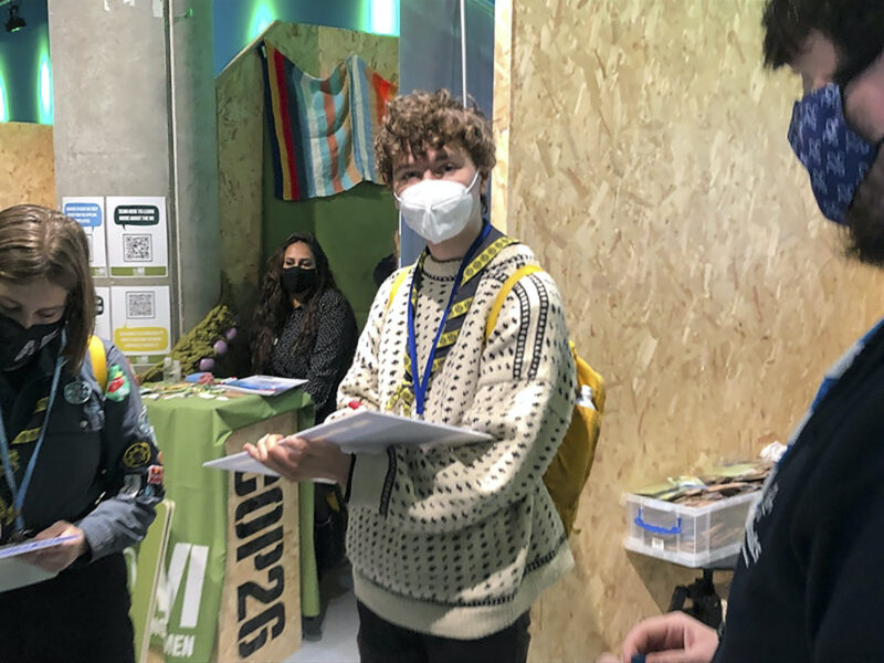 Klimataktivisten Anton Foley var på plats inför Fridays For Futures demonstration under klimattoppmötet COP26 i Glasgow.