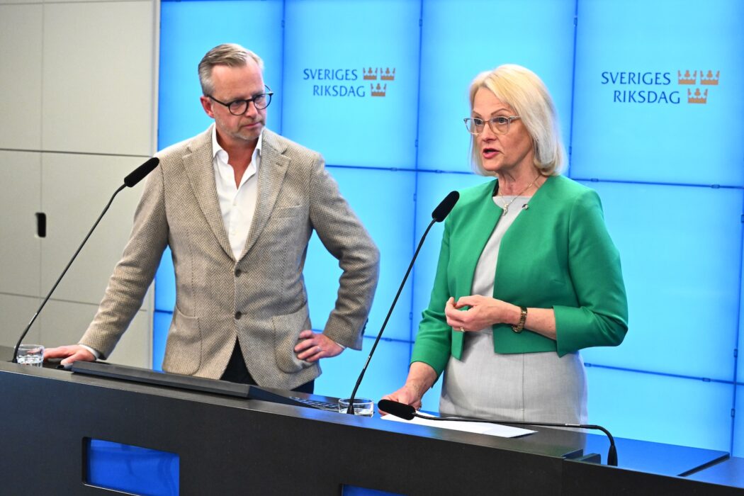 Mikael Damberg och Helén Fritzon.