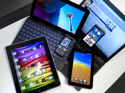 Flera teknika apparater