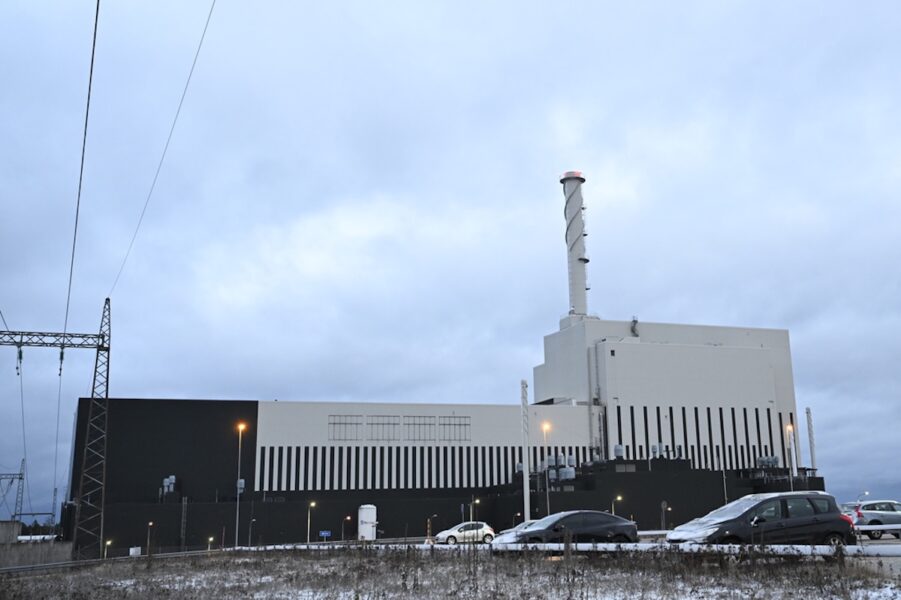 En större förändring är att MP skriver in en ny syn på kärnkraften.