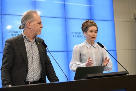 Daniel Helldén och Amanda Lind.