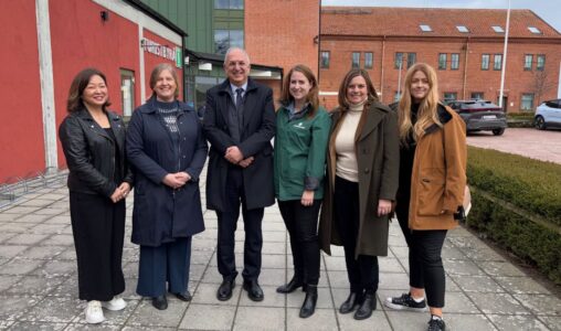Jessica Polfjärd (M), Isabella Lövin (MP), Emma Wiesner (C), Karin Karlsbro (L), Sofie Eriksson (S), och EU-kommissionären Kostas Kadis.