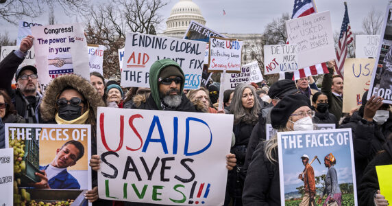 Demonstration för USAID.