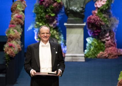 Nobelpristagaren Simon Johnson