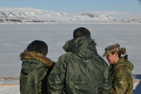 Vance med fru och Susannah Meyers