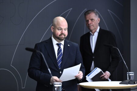 Landsbygdsminister Peter Kullgren (KD) och Mats Wiberg.