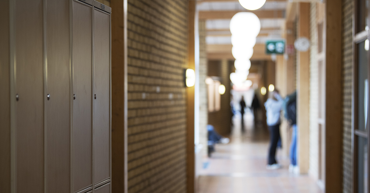 ”Trygghet byggs från grunden och upp, inte genom stärkta makthierarkier och hårdare straff ovanifrån.” ”Trygghet byggs från grunden och upp, inte genom stärkta makthierarkier och hårdare straff ovanifrån.”