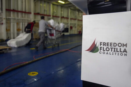 Skepp med nödhjälp