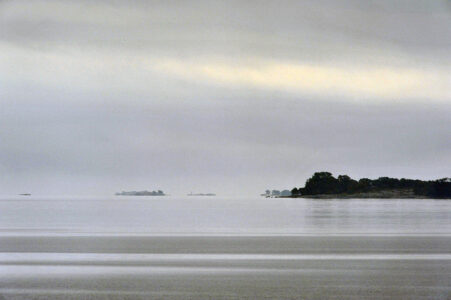 Östersjön i dis, skärgård
