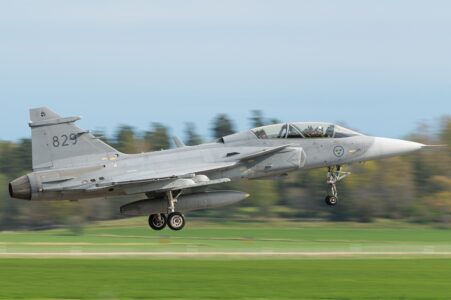 Jas 39 Gripen.