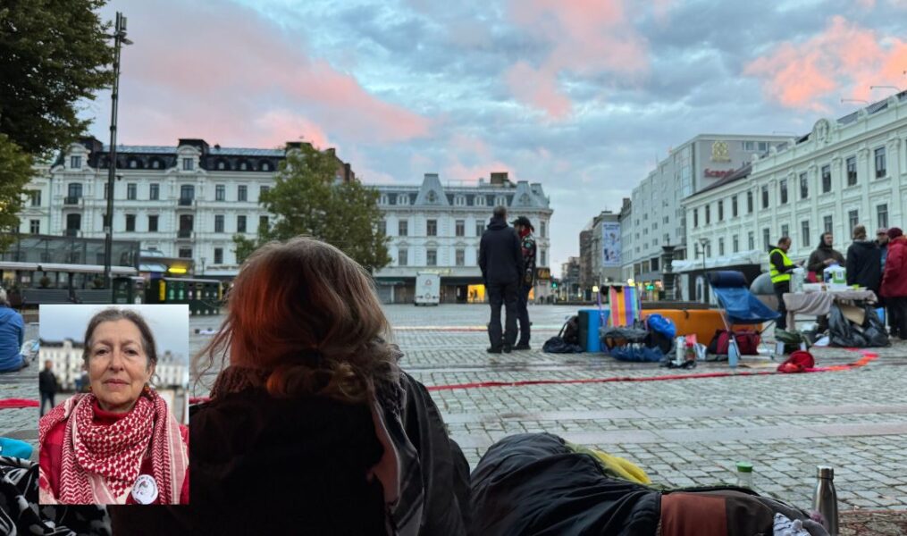 Aktivister som övernattar på Gustav Adolfs torg i Malmö.
