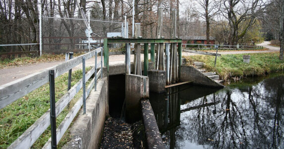 Ett litet vattenkraftverk.