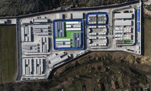 Migrationscentret Grader i Albanien sett från ovan.