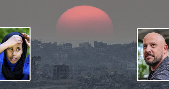 Solnedgång över ruiner. Skribenterna inklippta.