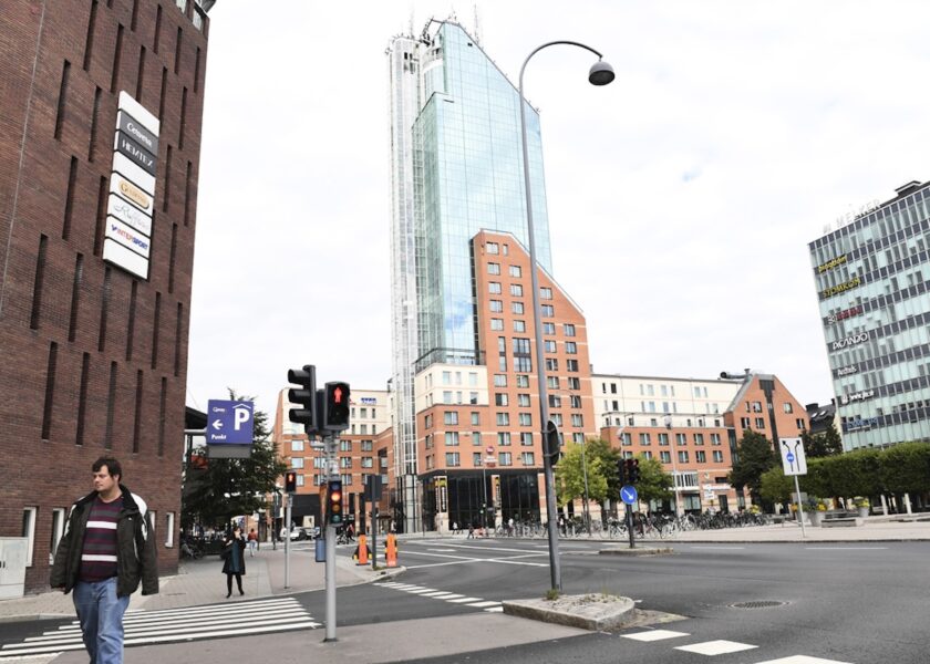 Efter en separation har kvinnor svårare än män att få råd med en bostad – bara män i Västerås klarar kalkylen, enligt SBAB.