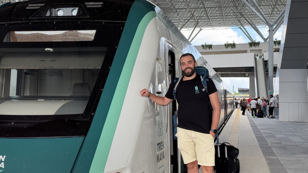 Många resor har det blivit sedan Thibault Constant startade youtubekanalen Simply Railway för åtta år sedan.