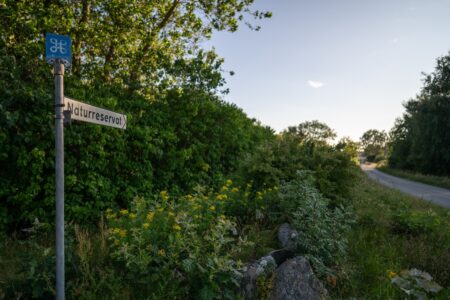 Naturreservatsskylt.