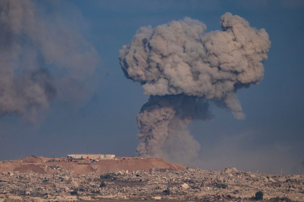 ”Israels politik och agerande i Gaza uppfyller de juridiska kriterier som krävs för folkmord”, skriver IAGS i sin resolution.