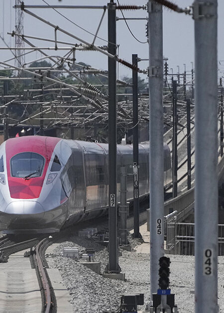 Ett höghastighetståg.