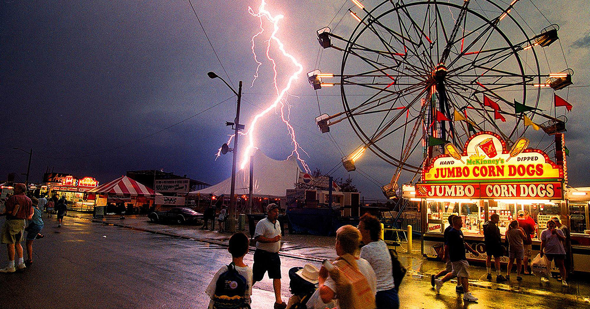 En blixt på en marknad.