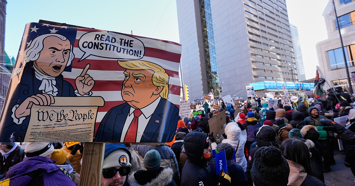 ”Att med våld arrestera människor som inte gjort sig skyldiga till annat än att söka trygghet, för sig själva och sin familj, måste alltid förkastas.”