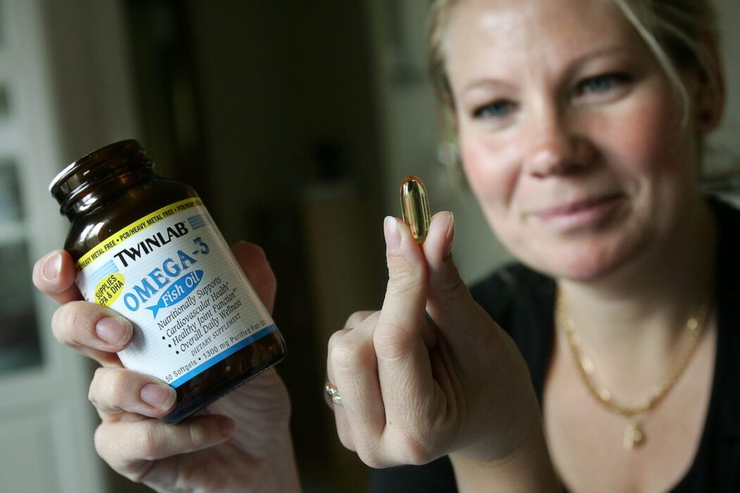 Fiskolja som används i kosttillskott och som djurfoder kan ersättas med algolja.