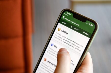Försäkringskassans site på mobilen.