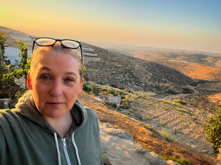  Anna Wester, förbundssekreterare för Palestinagrupperna i Sverige, en partipolitiskt obunden solidaritetsorganisation som verkar för ett fritt Palestina och en rättvis fred.