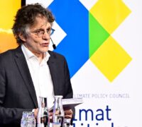 Klimatpolitiska rådets vice ordförande vice ordförande Olof Johansson Stenman.