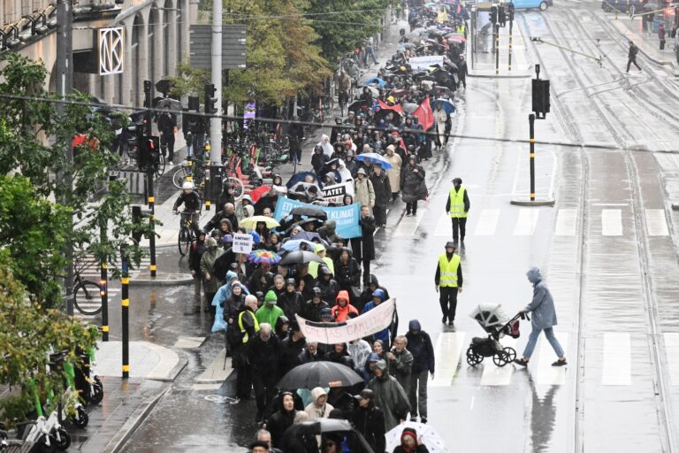 Sorgmarsch för klimatet.