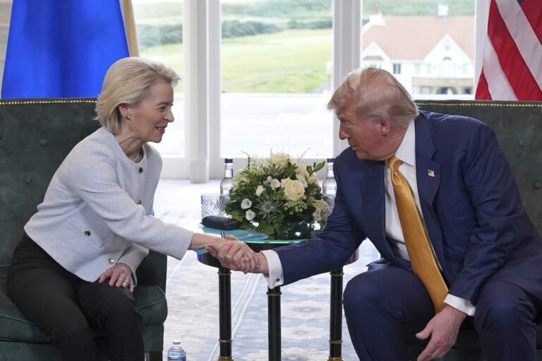 Von der Leyen och Trump.