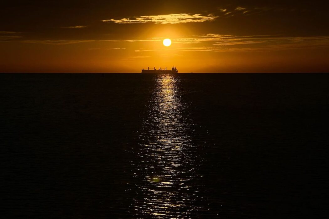 Oljetanker i horisonten.